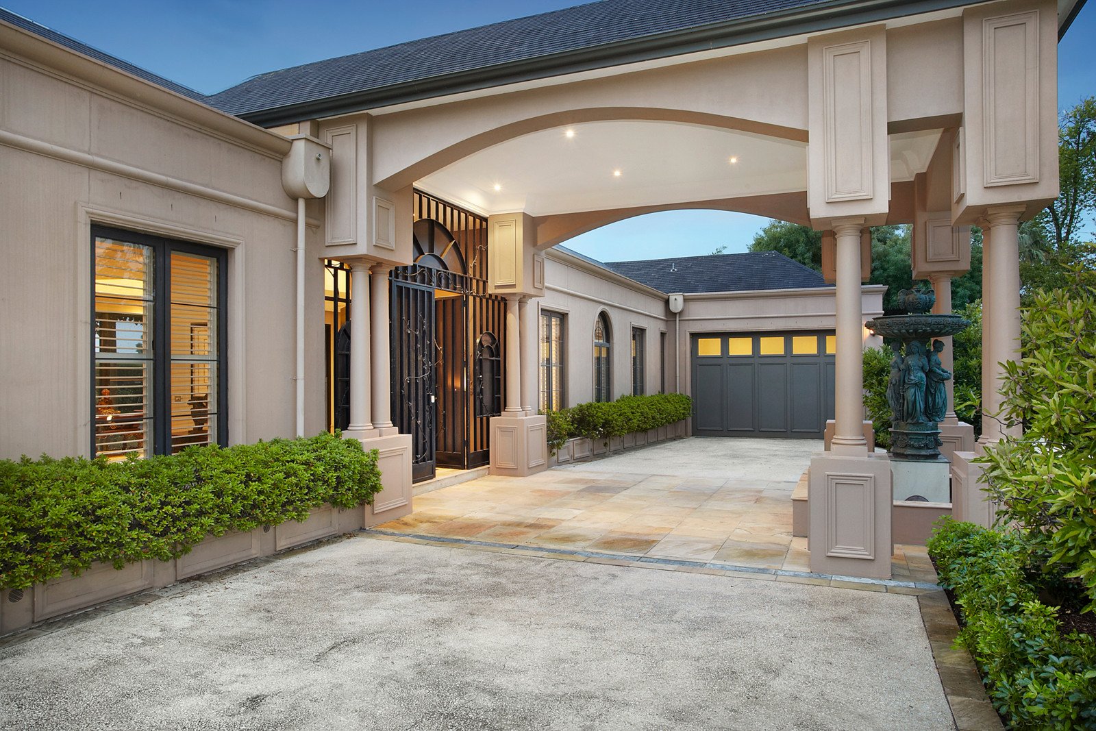 Real Estate and Property in 2/54 Mont Albert Road, Canterbury, VIC