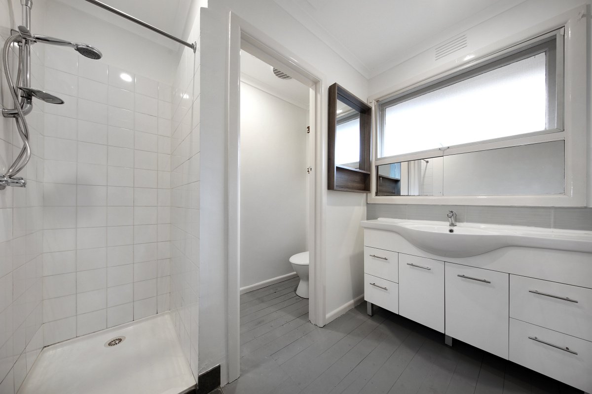 Gallery: 2/54 Moonya Road