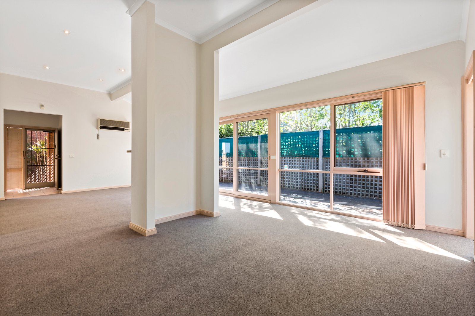 Gallery: 2/54 Teak Street