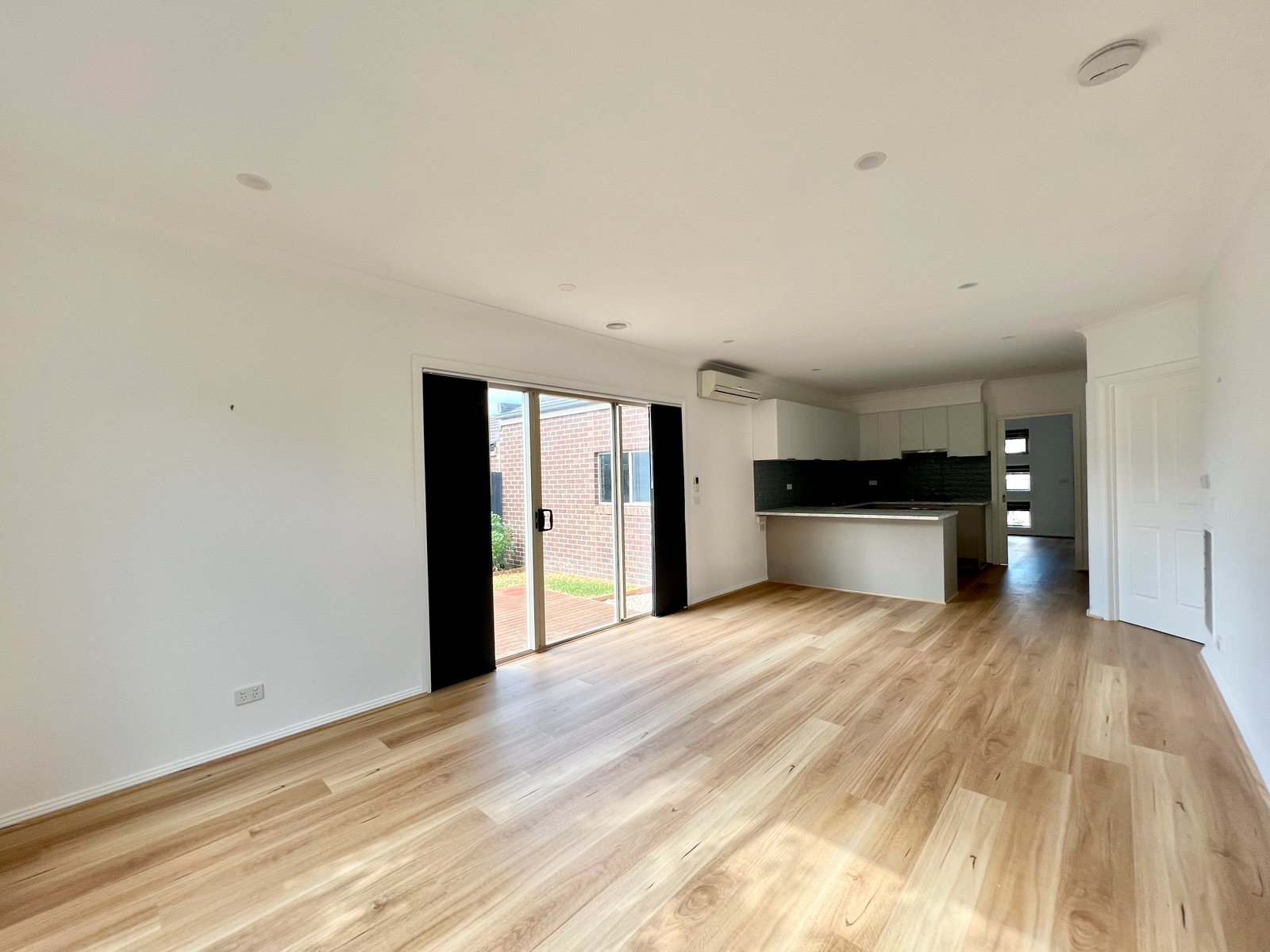 Gallery: 2/54 Torquay Road