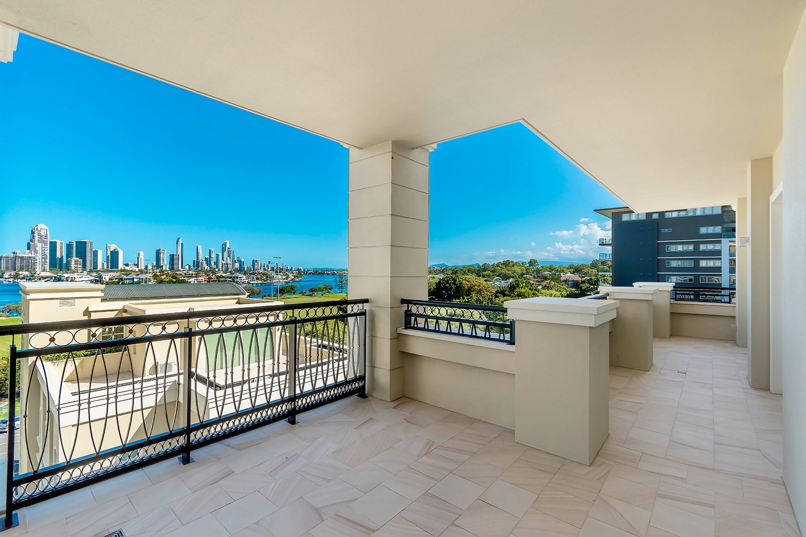 25/42-44 Brighton Parade SOUTHPORT 3