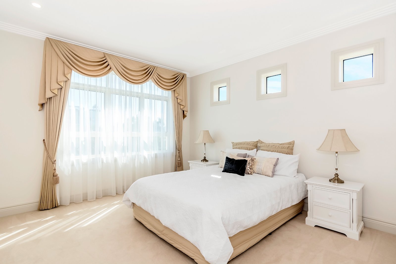 25/42-44 Brighton Parade SOUTHPORT 12