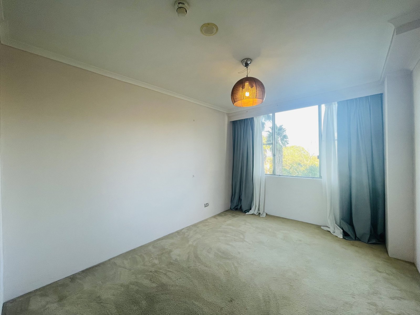 25/438 Forest Road HURSTVILLE 8