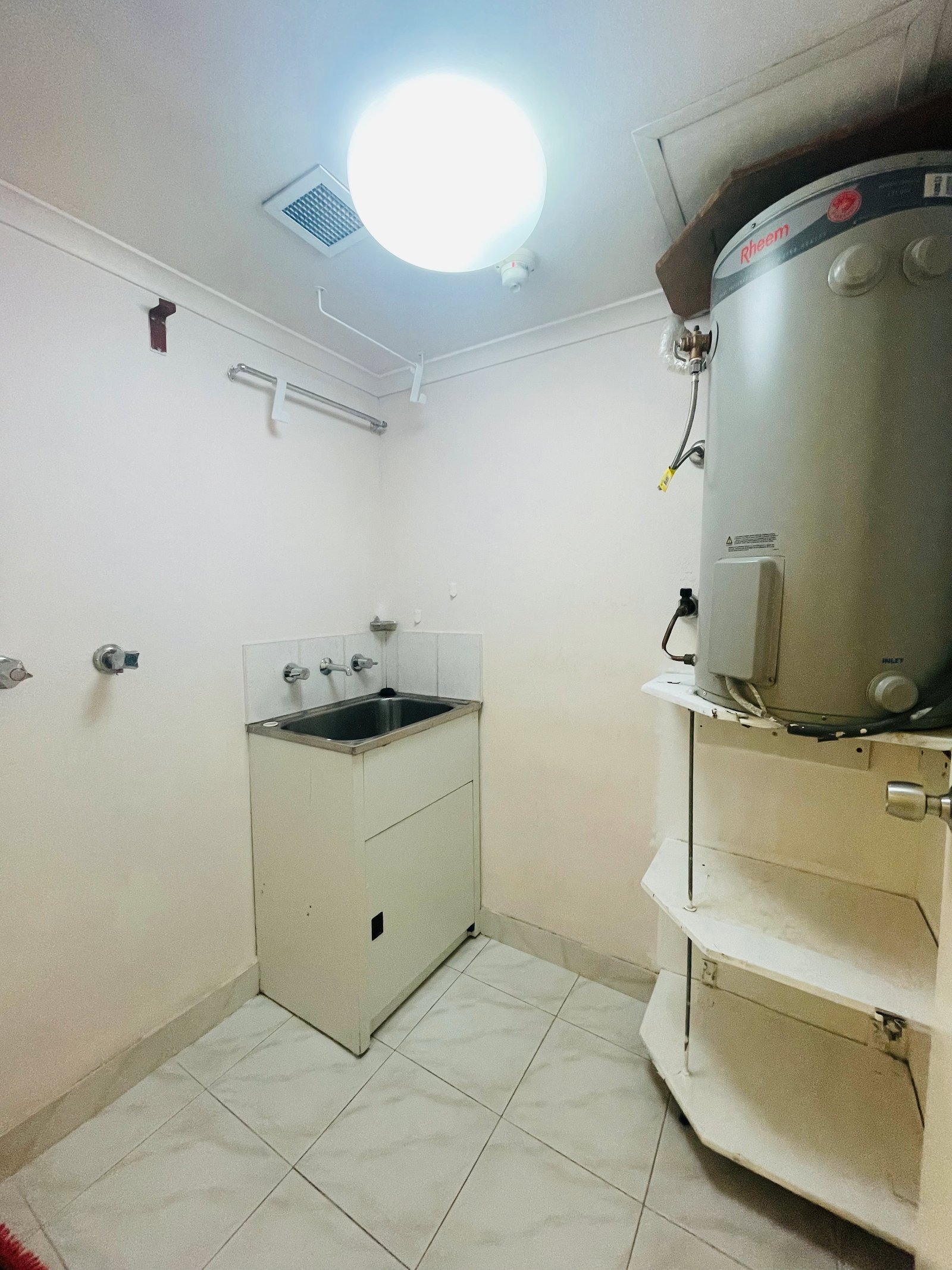 25/438 Forest Road HURSTVILLE 12