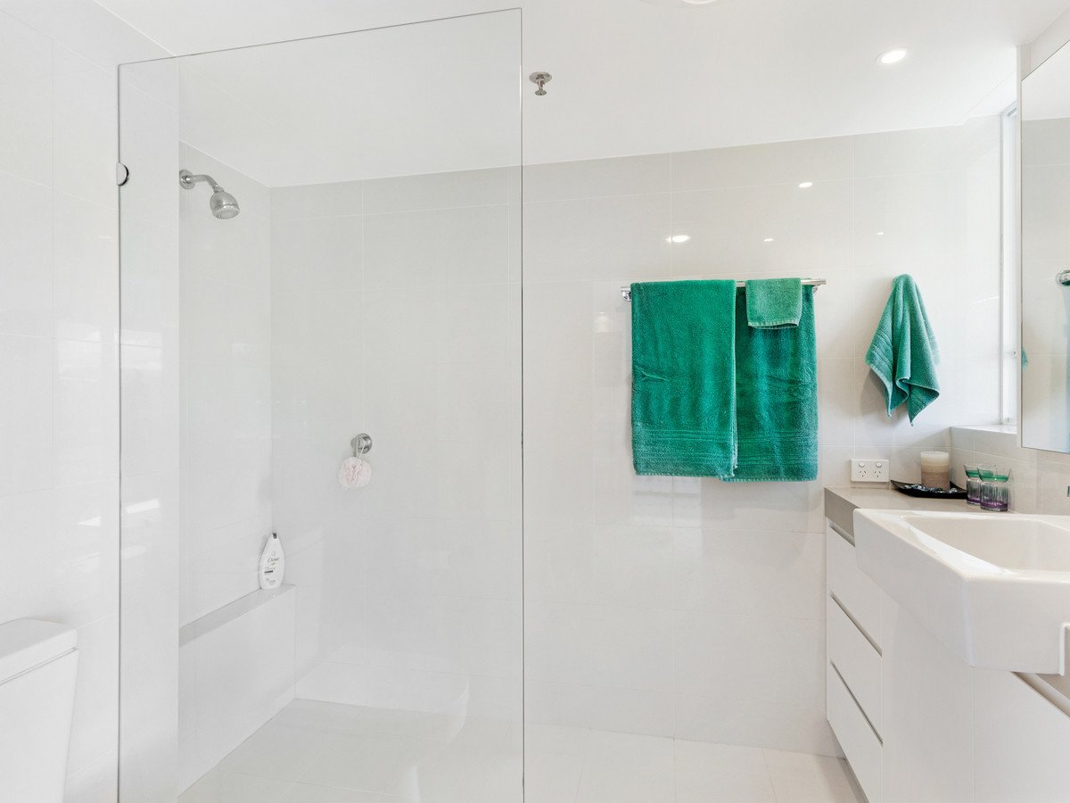 25/45 Hayle Street Burleigh Heads 9