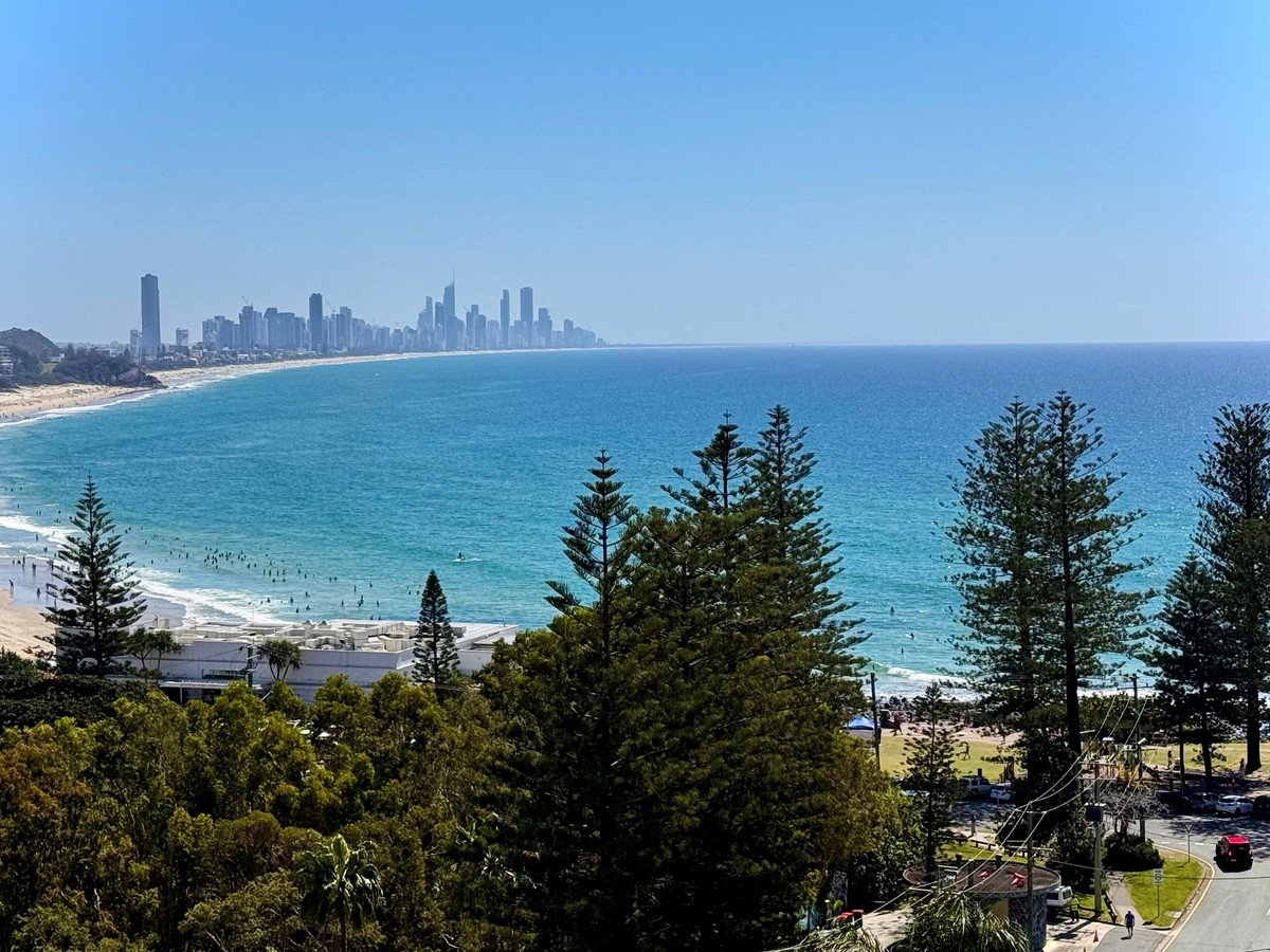 25/45 Hayle Street Burleigh Heads 17