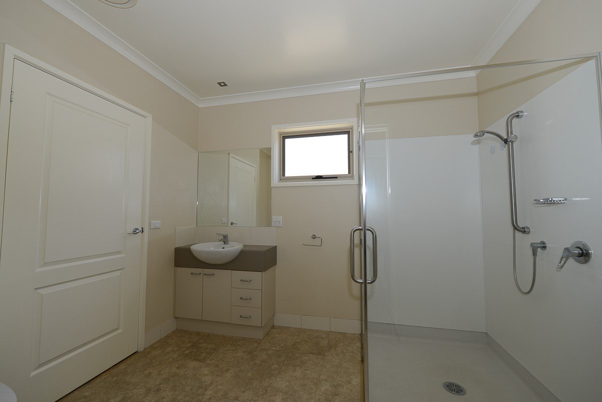 2/55 Allingham Street GOLDEN SQUARE 6