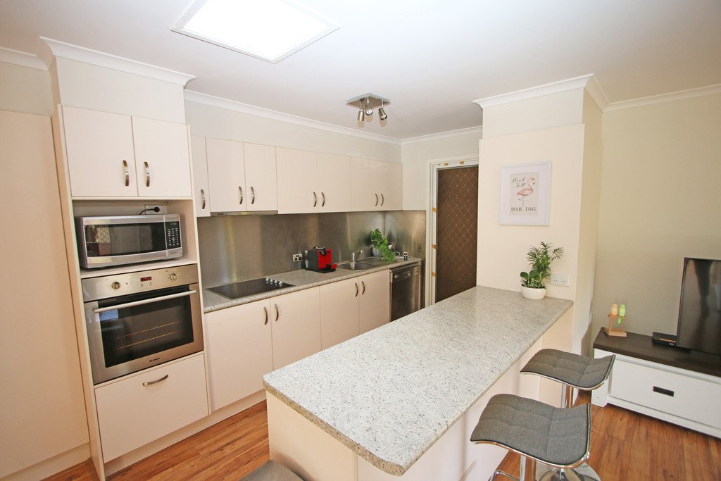 2/55 Galloway Drive ASHMORE 4