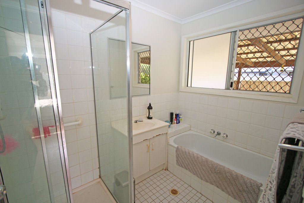2/55 Galloway Drive ASHMORE 9