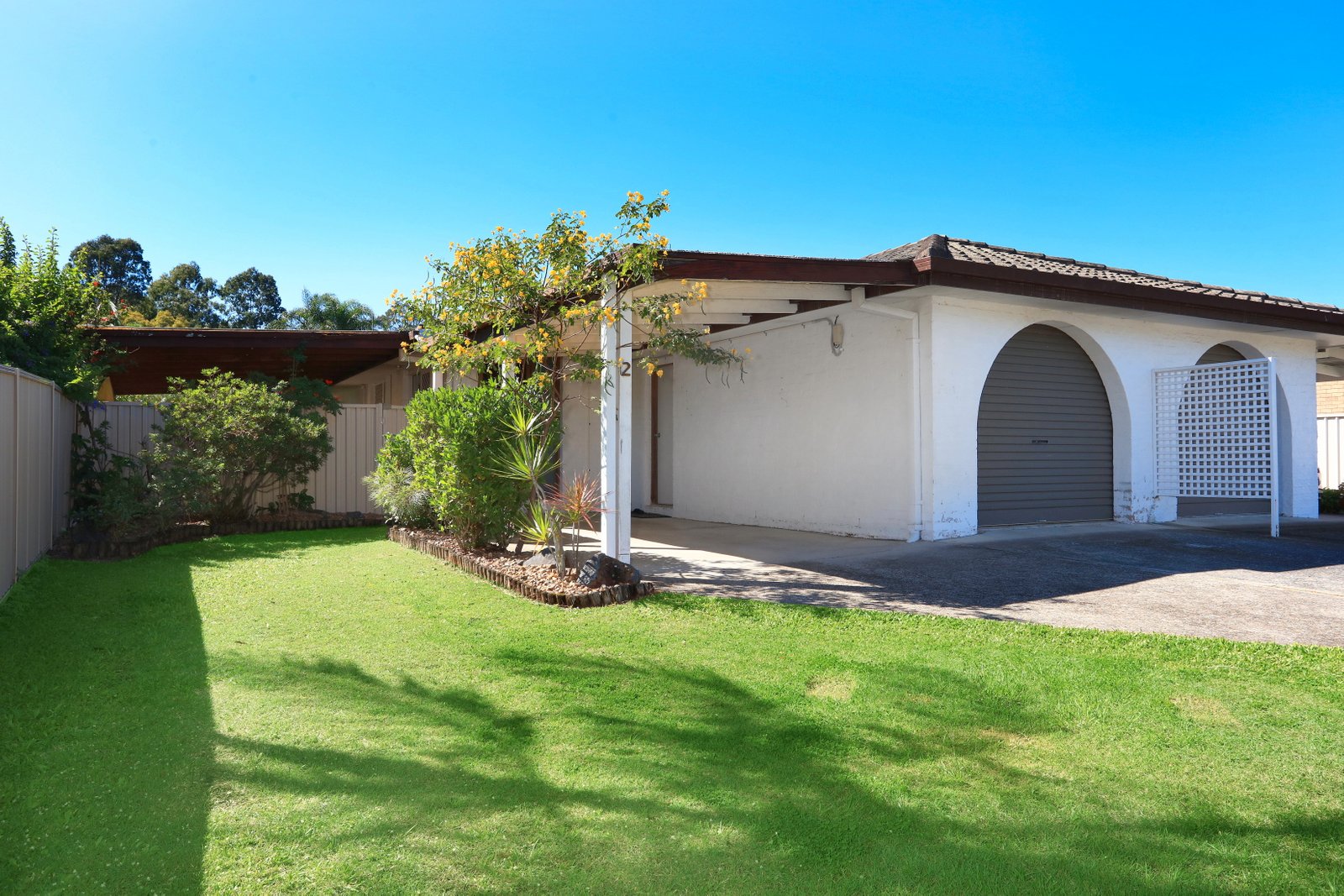 2/55 Galloway Drive ASHMORE 2