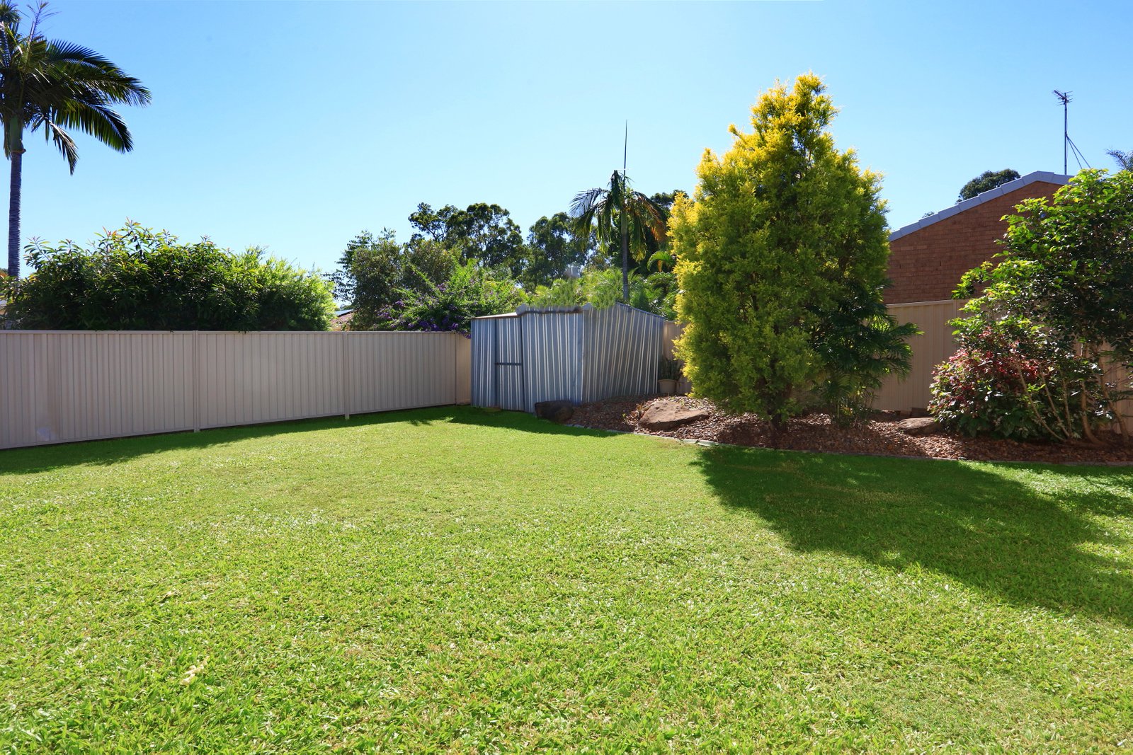 2/55 Galloway Drive ASHMORE 12