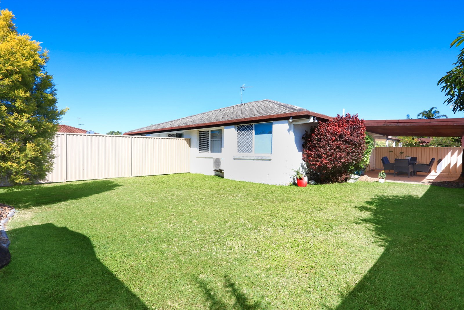 2/55 Galloway Drive ASHMORE 13