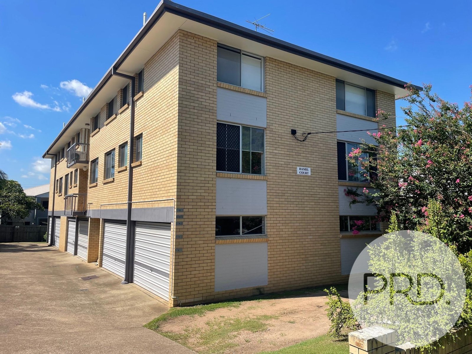 2/55 HALL Street NORTHGATE 1