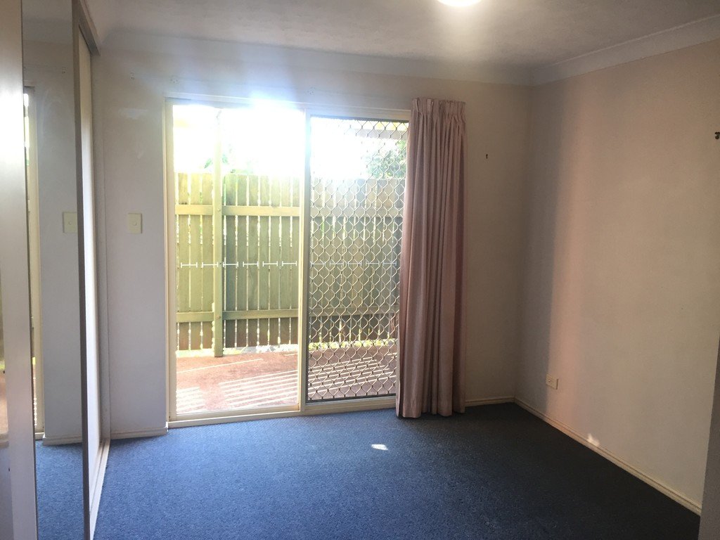 2/55 HOWS Road NUNDAH 3