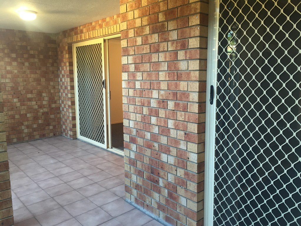 2/55 HOWS Road NUNDAH 7