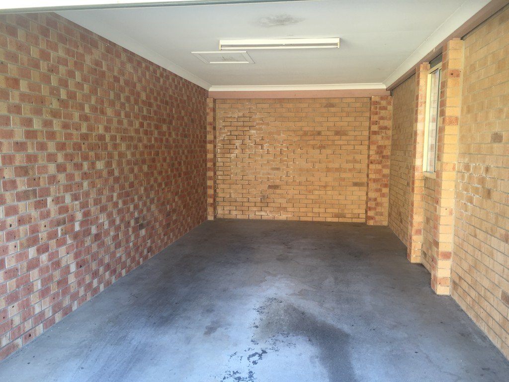 2/55 HOWS Road NUNDAH 8