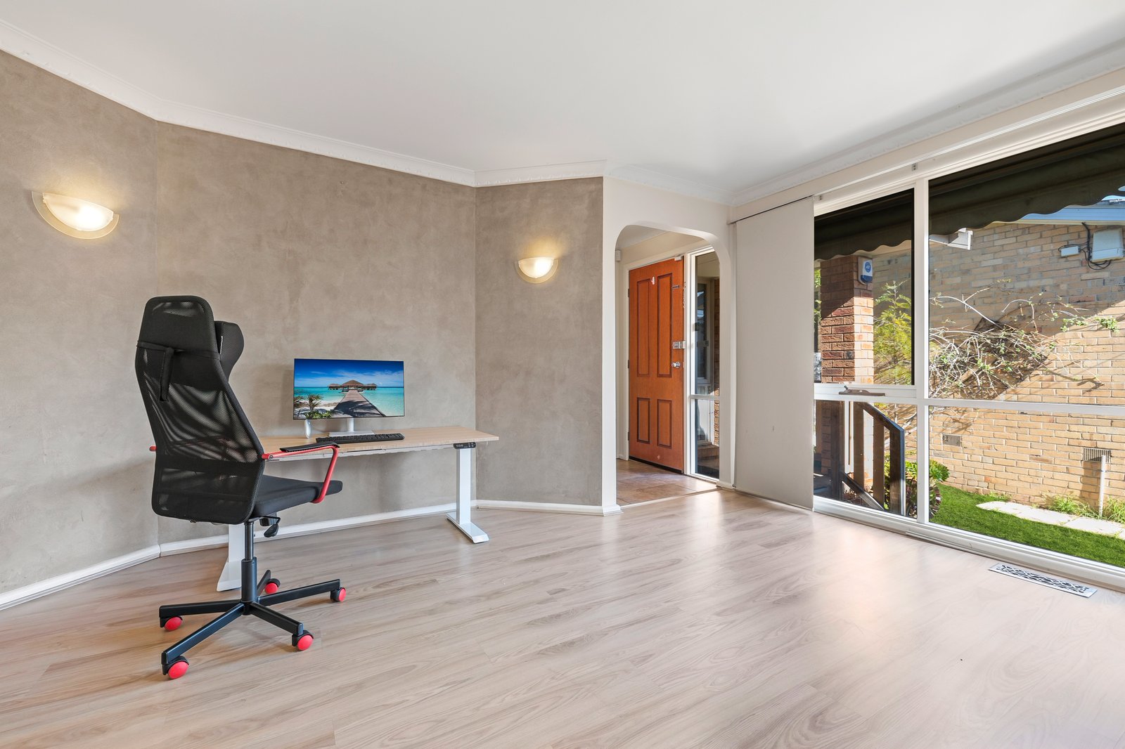 Gallery: 2/55 Illuka Crescent