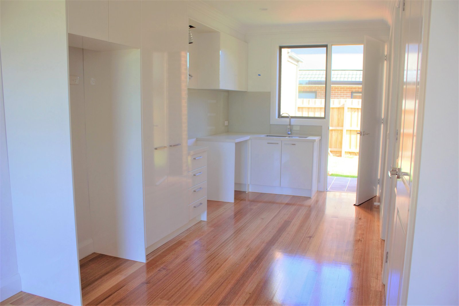 Gallery: 2/55 Macrina Street