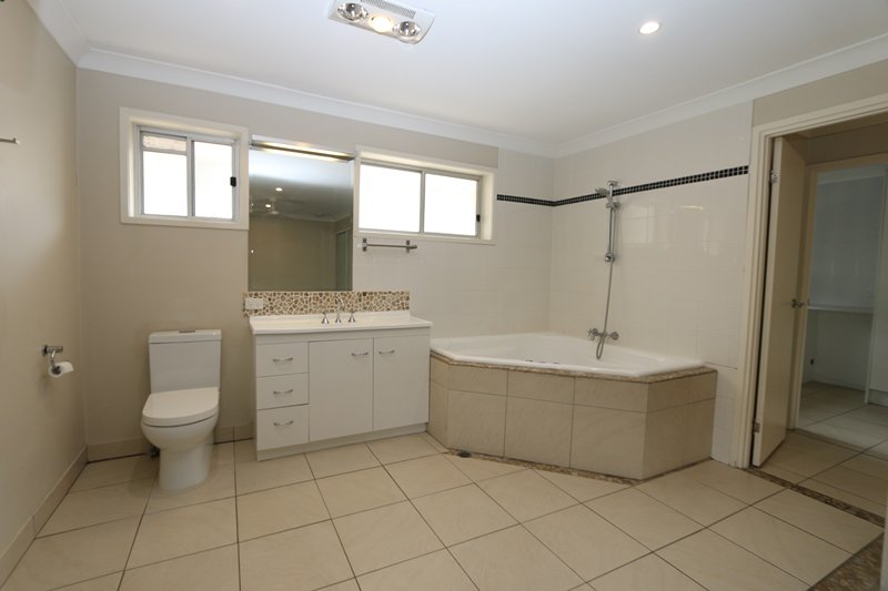 2/55 Minnie Street SOUTHPORT 6