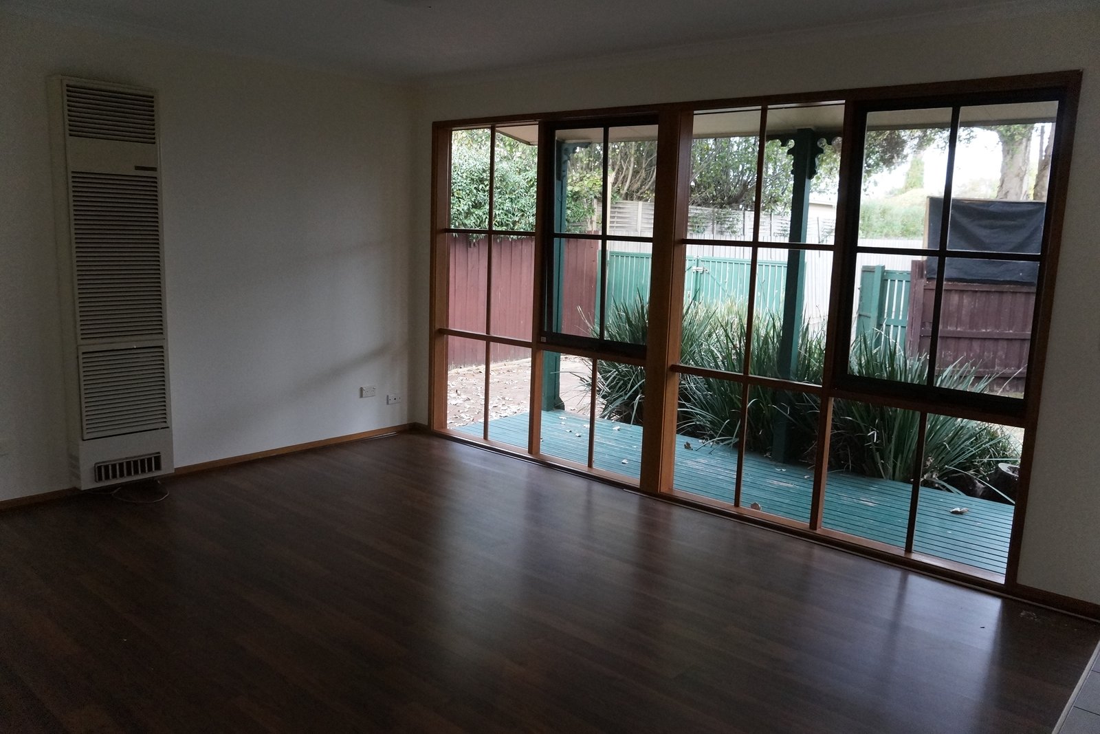 Gallery: 2/55 Rae Avenue