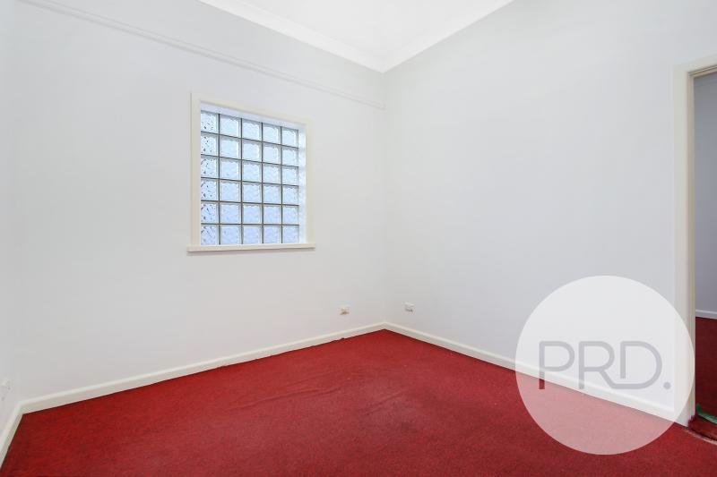 2/550 Englehardt Street ALBURY 6