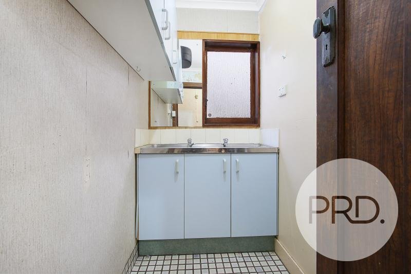 2/550 Englehardt Street ALBURY 8