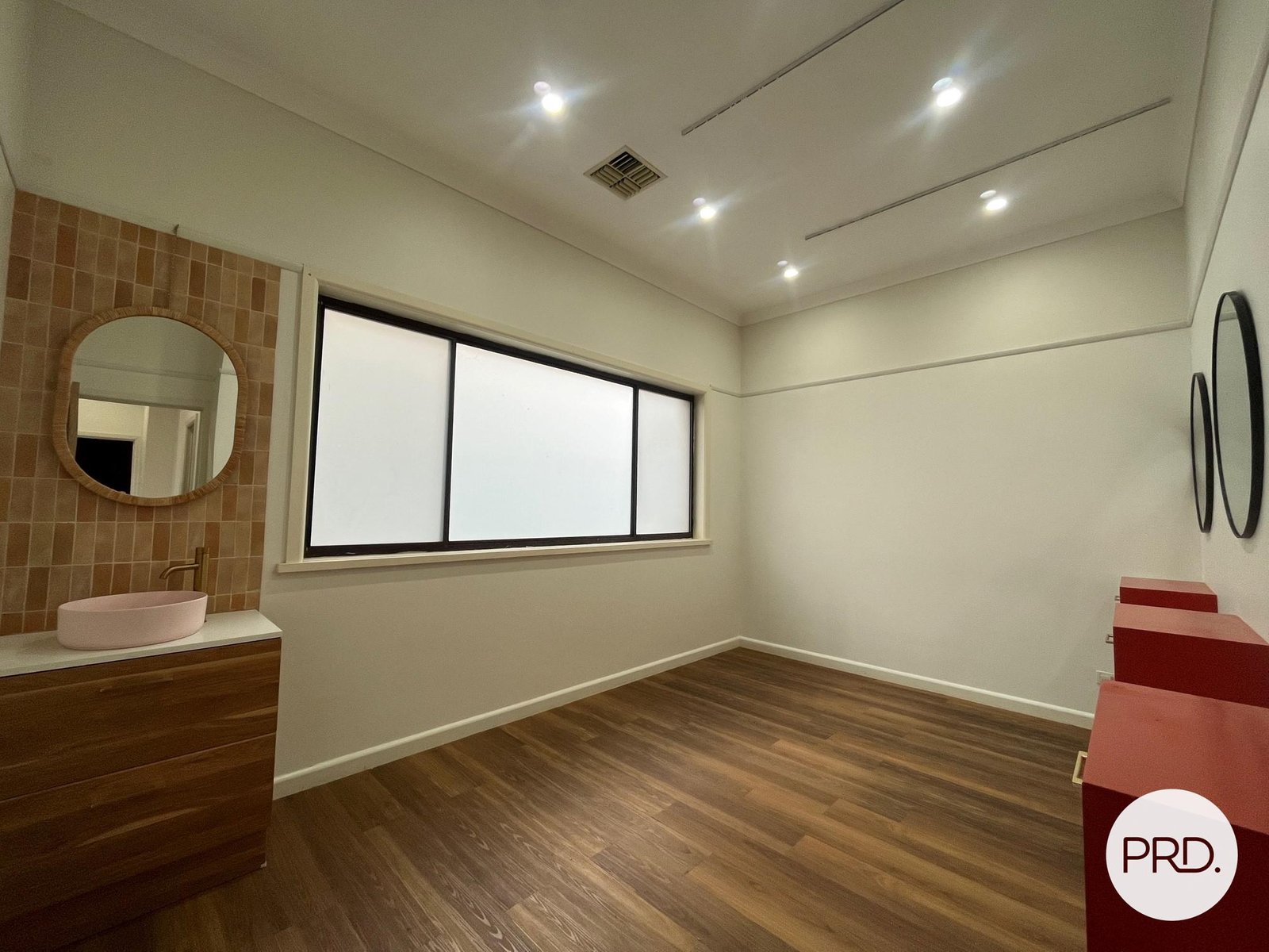 2/550 Englehardt Street ALBURY 1