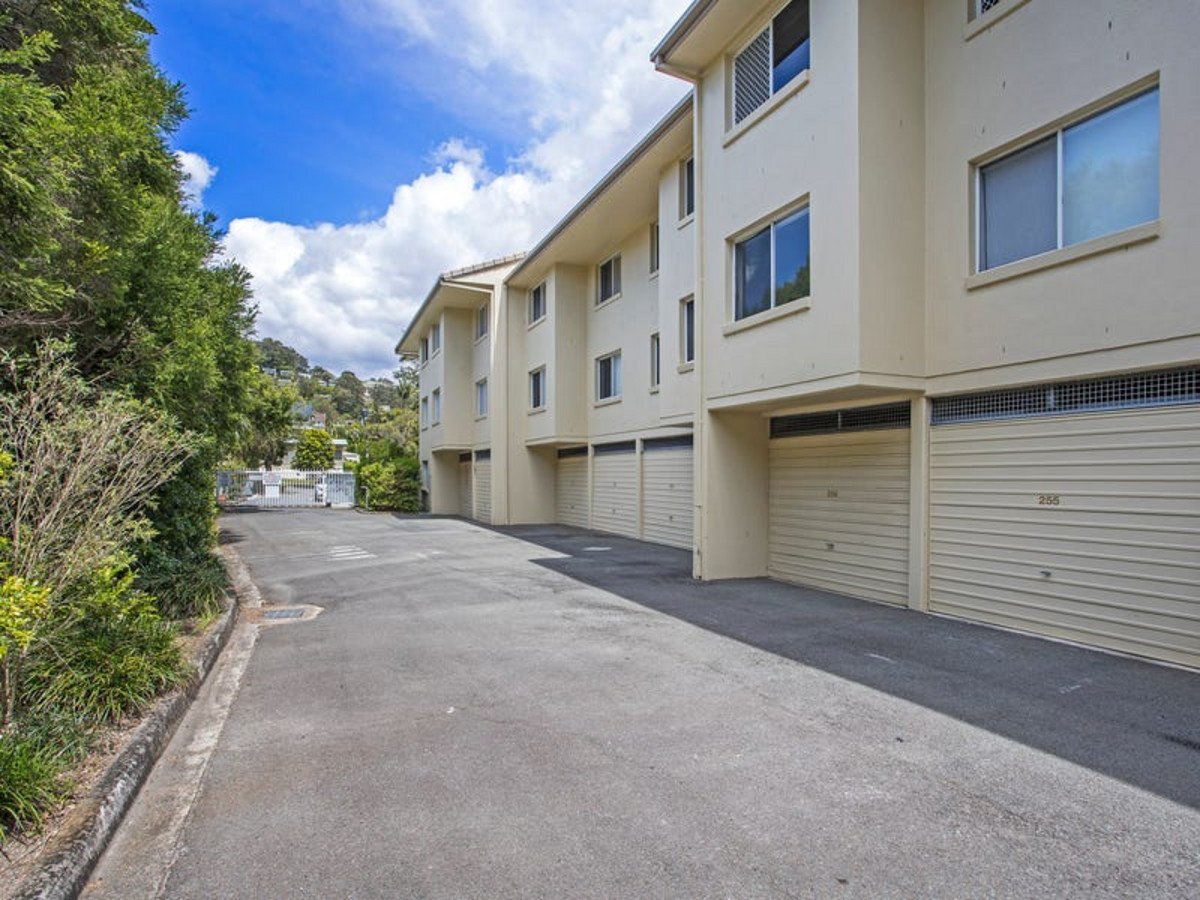 255/19 Burleigh Street BURLEIGH HEADS 9