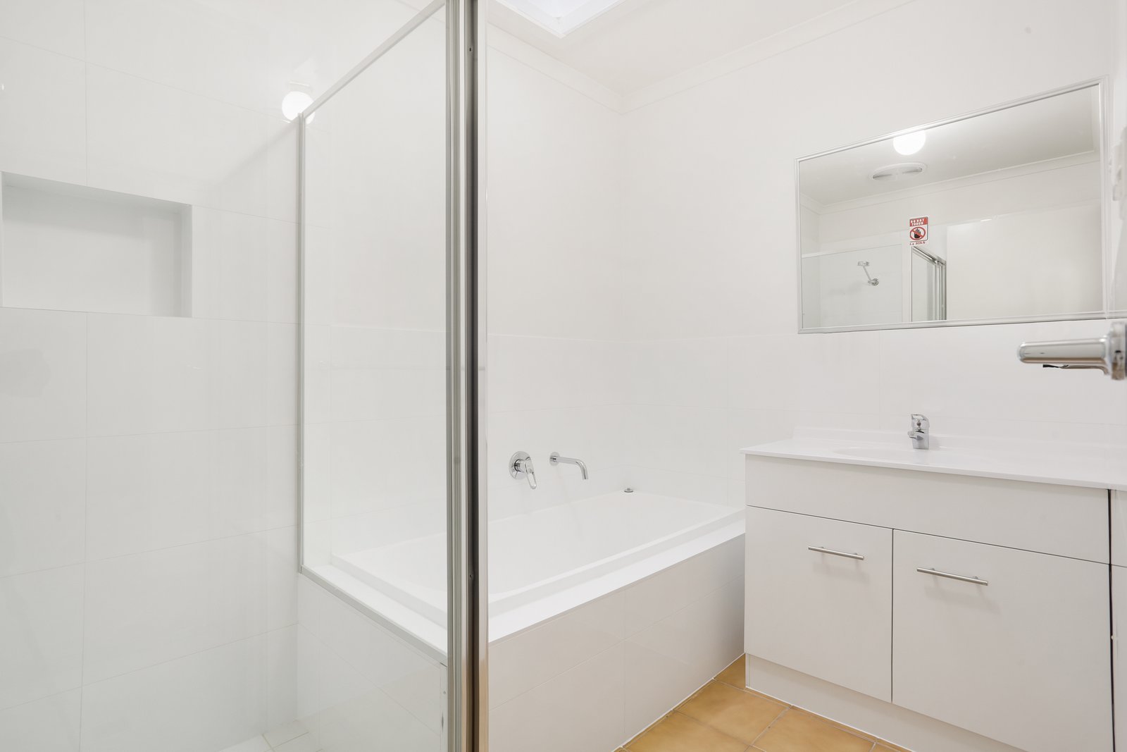 Gallery: 2/557 Lower Dandenong Road