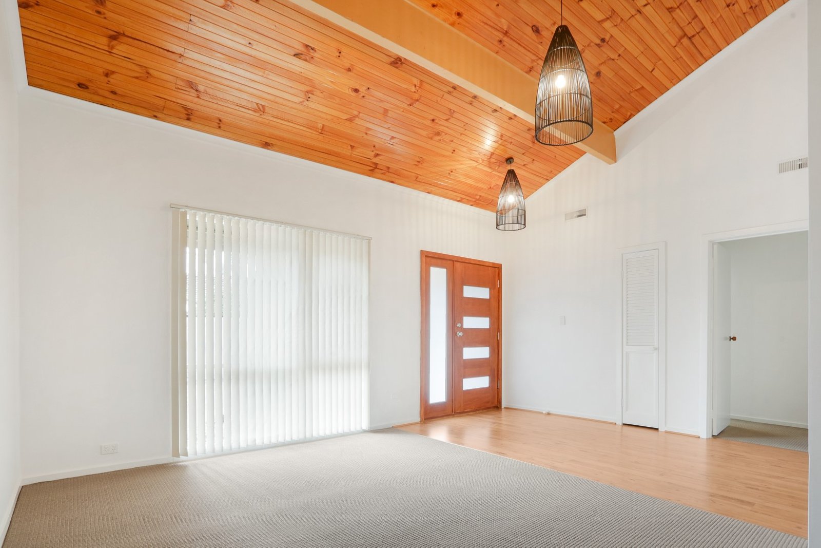Gallery: 2/557 Lower Dandenong Road