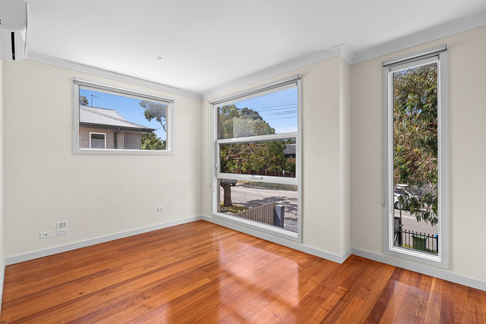 Gallery: 255A Bluff Road