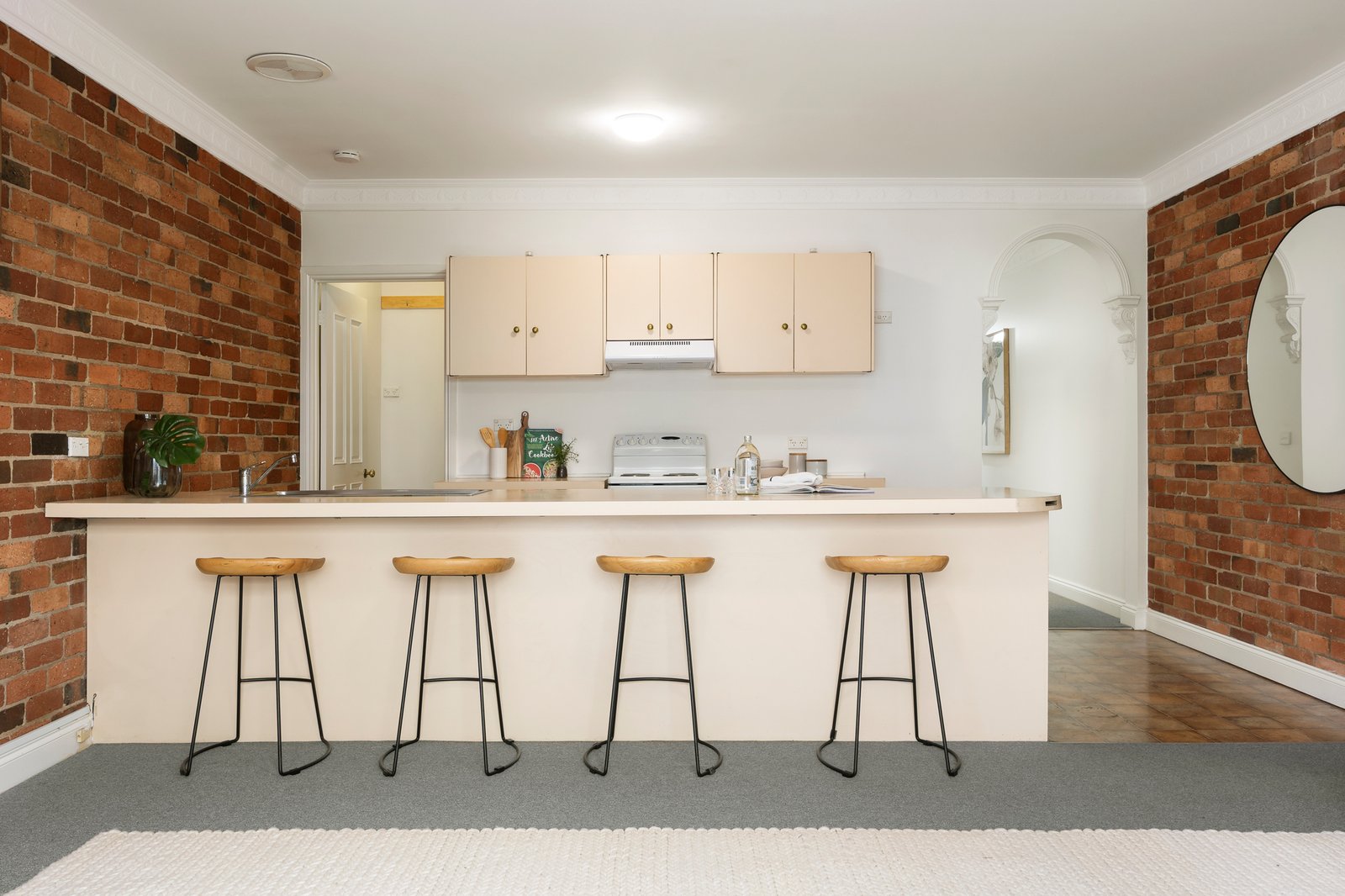 Gallery: 256 Bridge Street