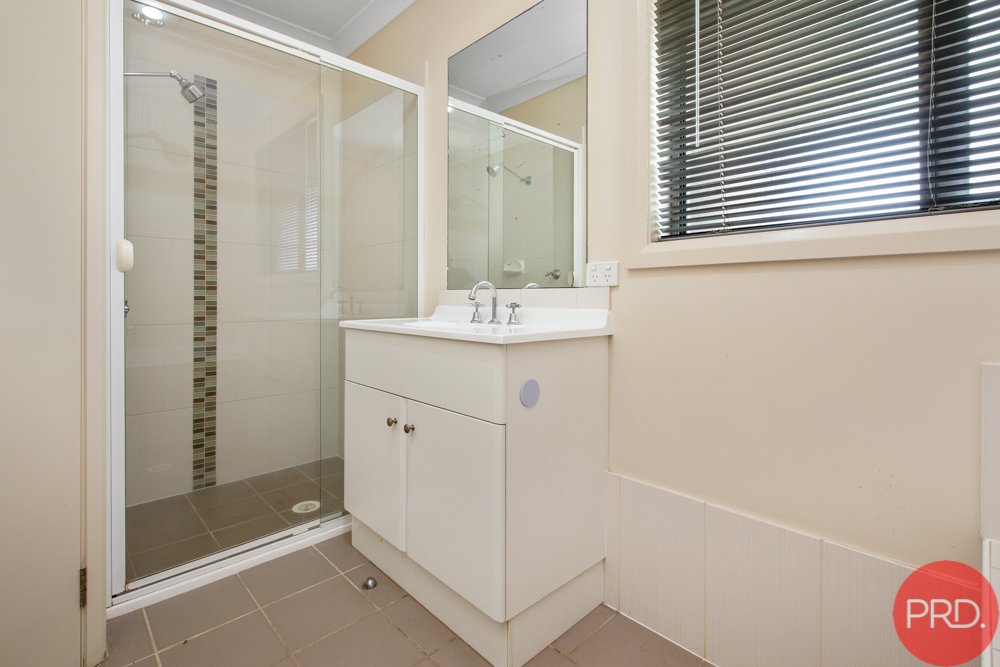 2/56 Clayton Crescent RUTHERFORD 11