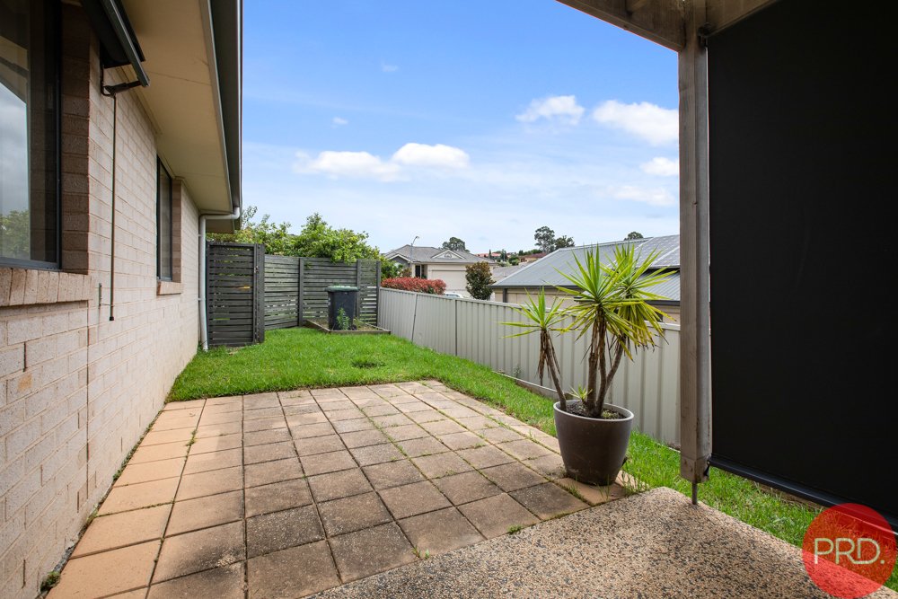 2/56 Clayton Crescent RUTHERFORD 12