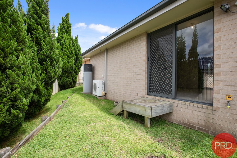 2/56 Clayton Crescent RUTHERFORD 15