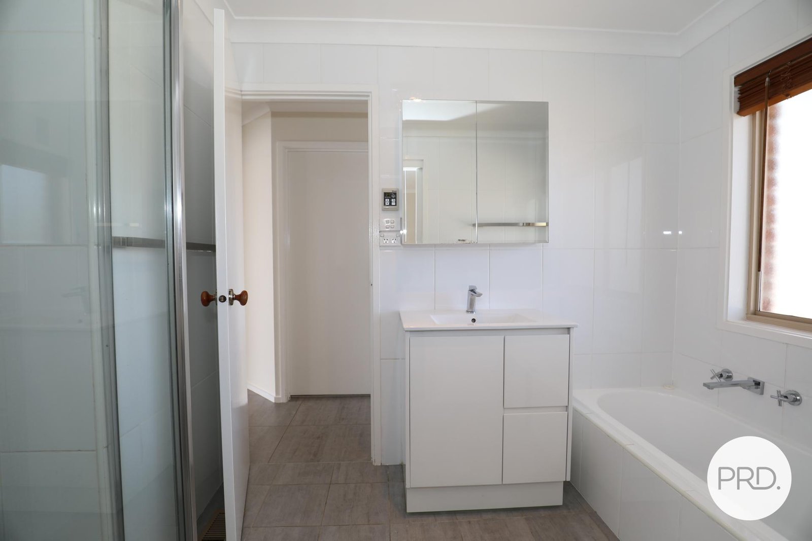 2/56 Emery Crescent KARABAR 5