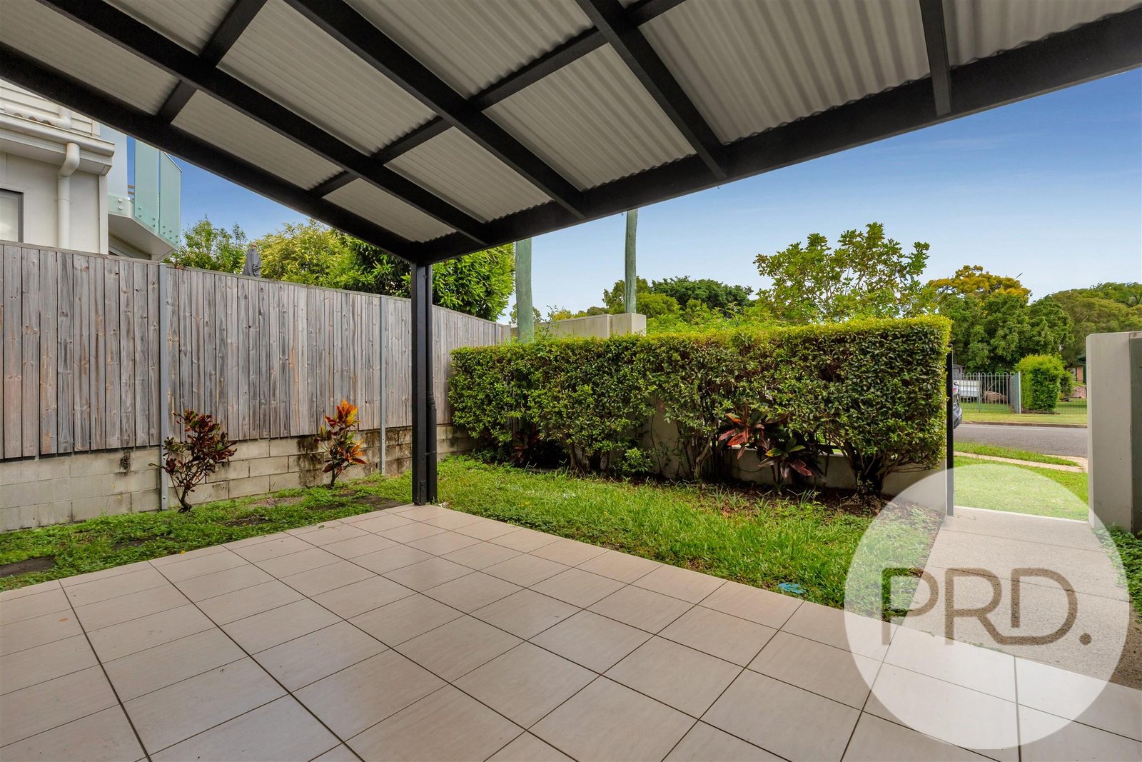2/56 Lovegrove Street ZILLMERE 3