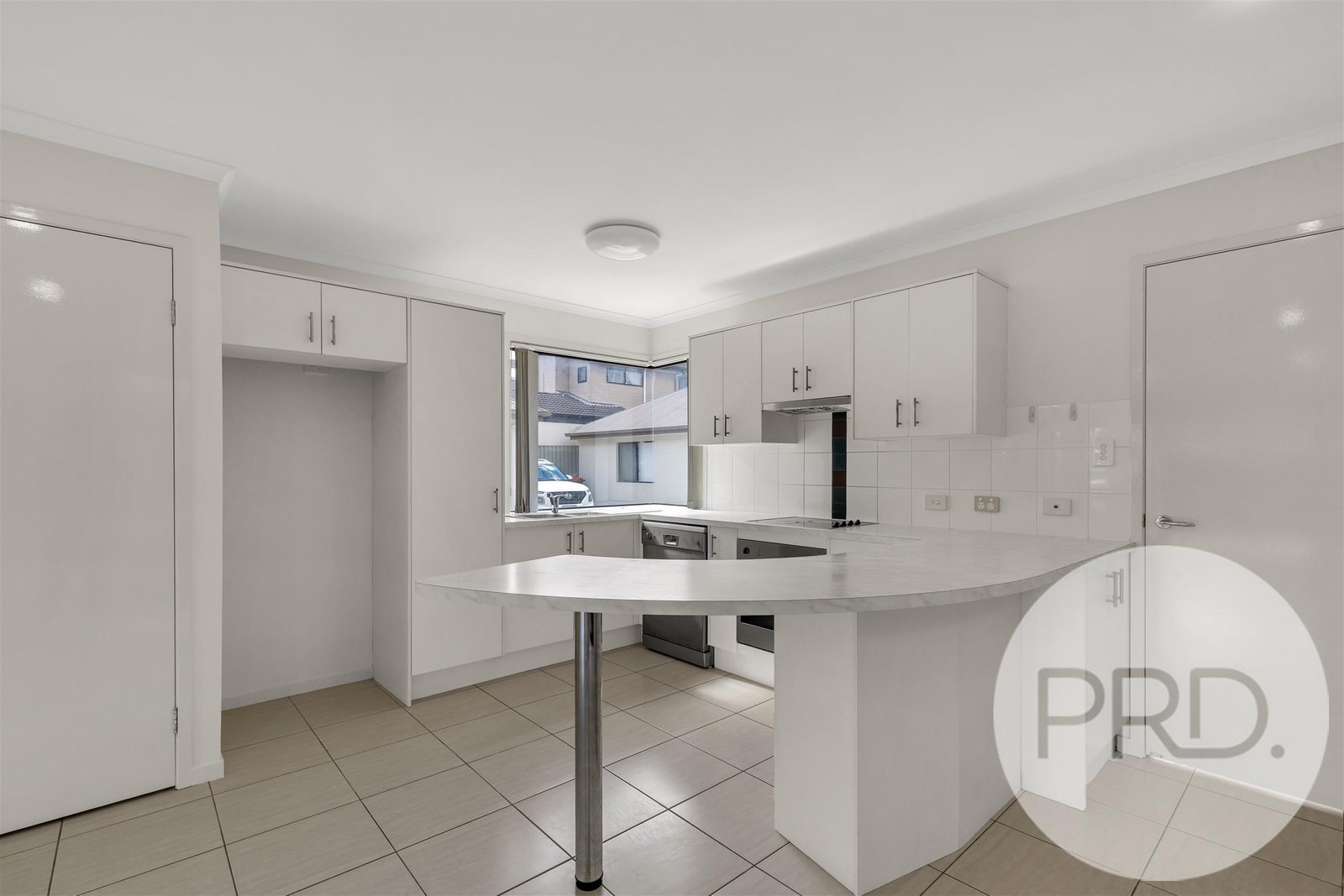 2/56 Lovegrove Street ZILLMERE 4