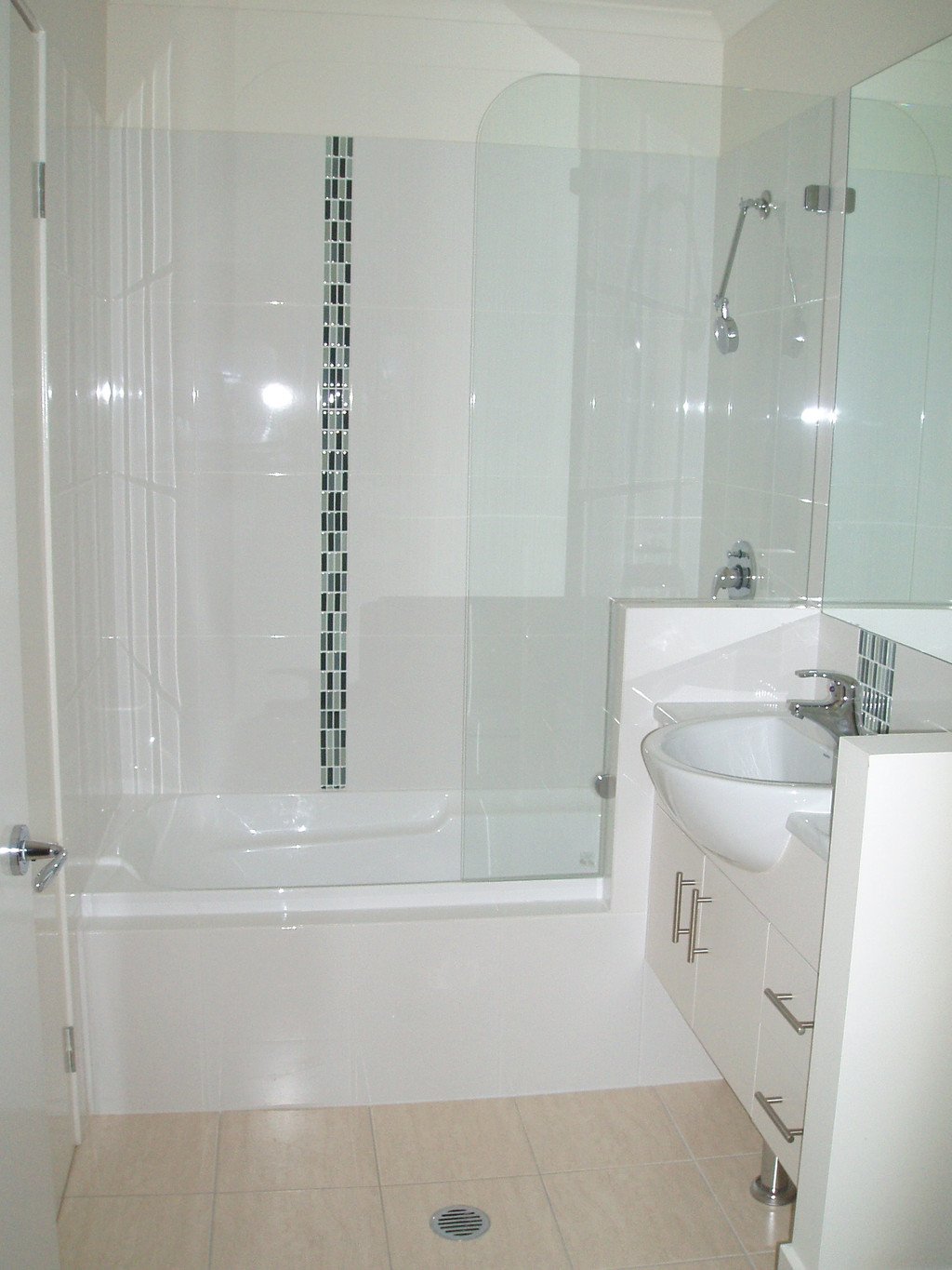 2/56 Lovegrove Street ZILLMERE 6