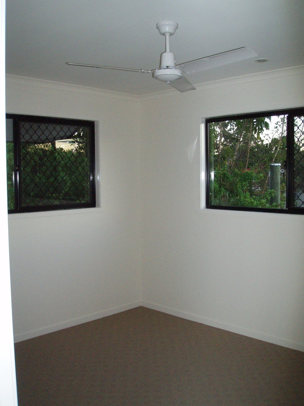 2/56 Lovegrove Street ZILLMERE 5