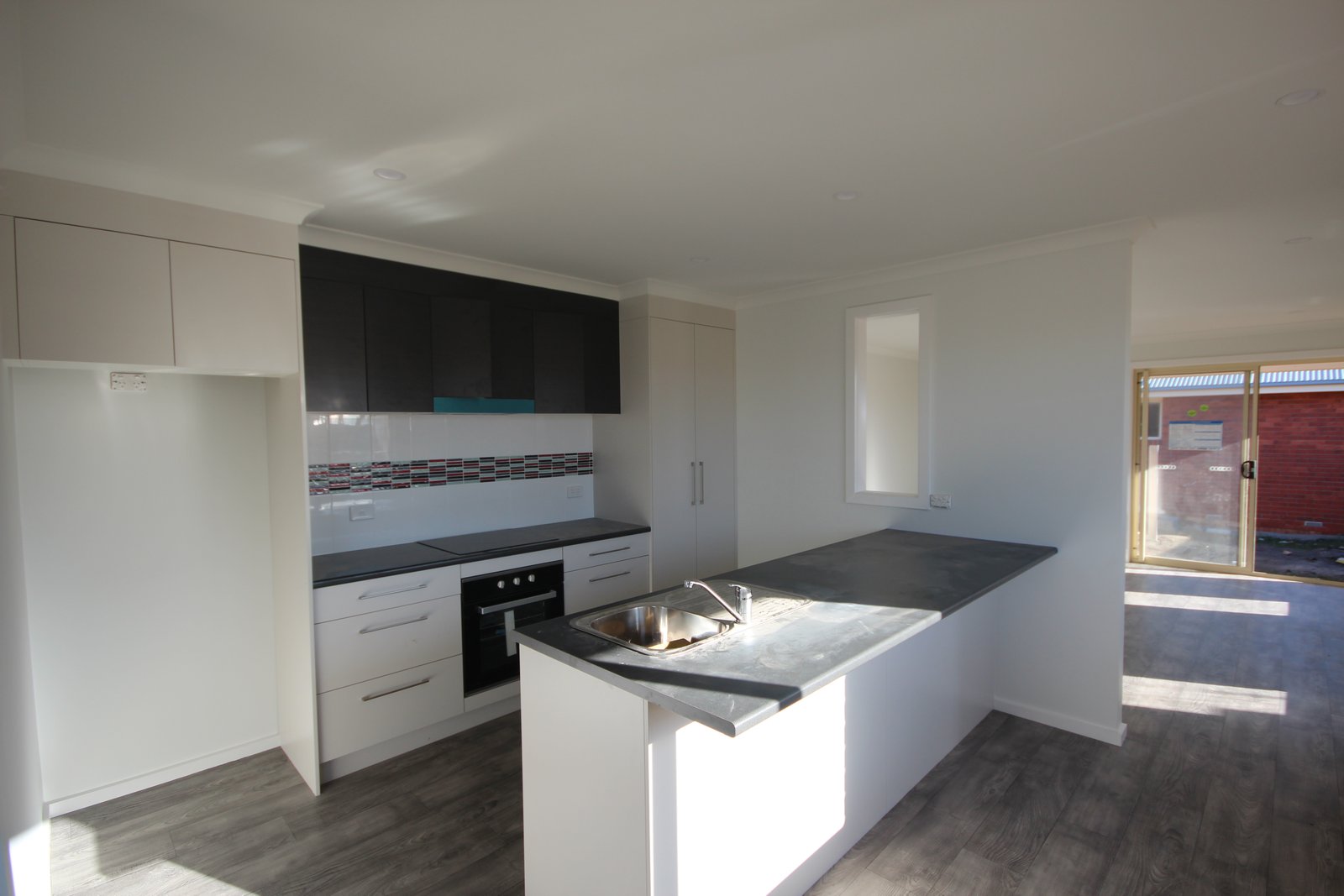 2/56 Menin Drive BRIGHTON 1