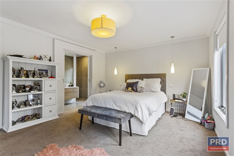 2/56 Sternberg Street BENDIGO 9