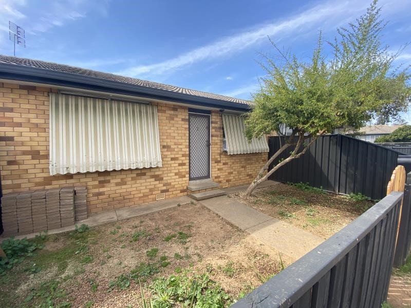 2/56 Vera Street TAMWORTH 1