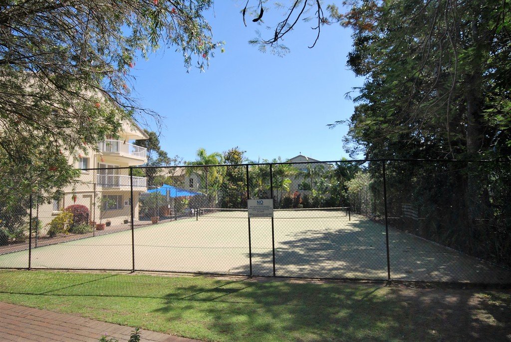 256/19 Burleigh Street "Paradise Grove" BURLEIGH HEADS 2