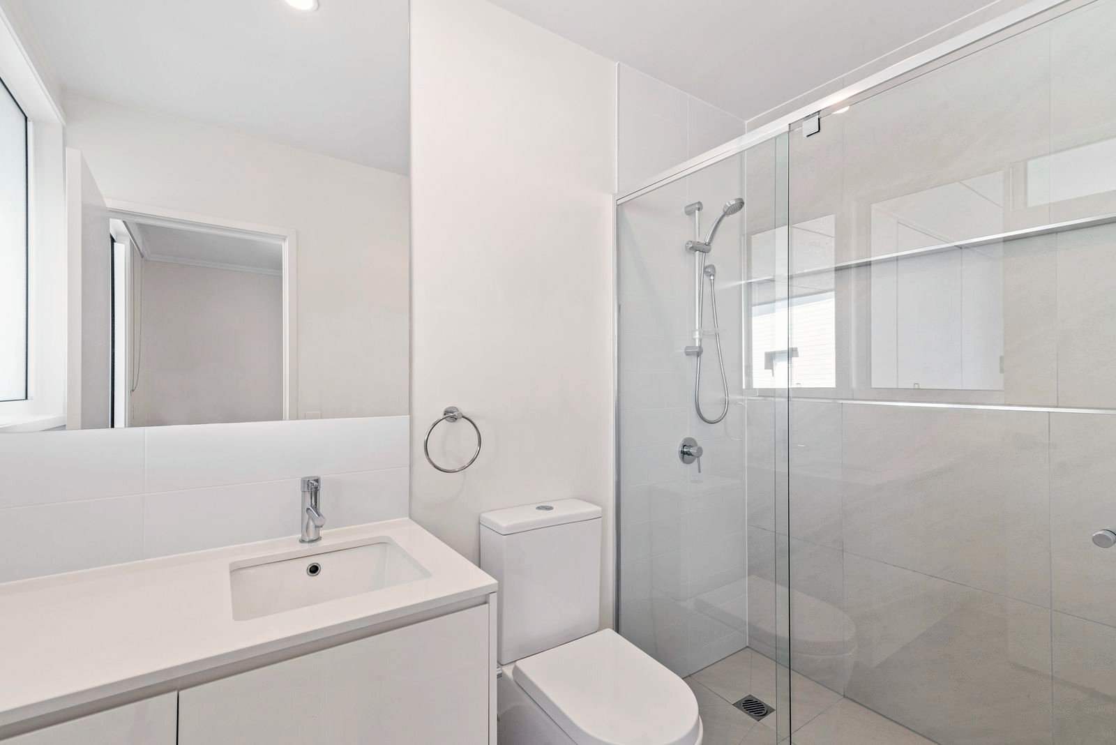 256/2 Bella Avenue ROBINA 8