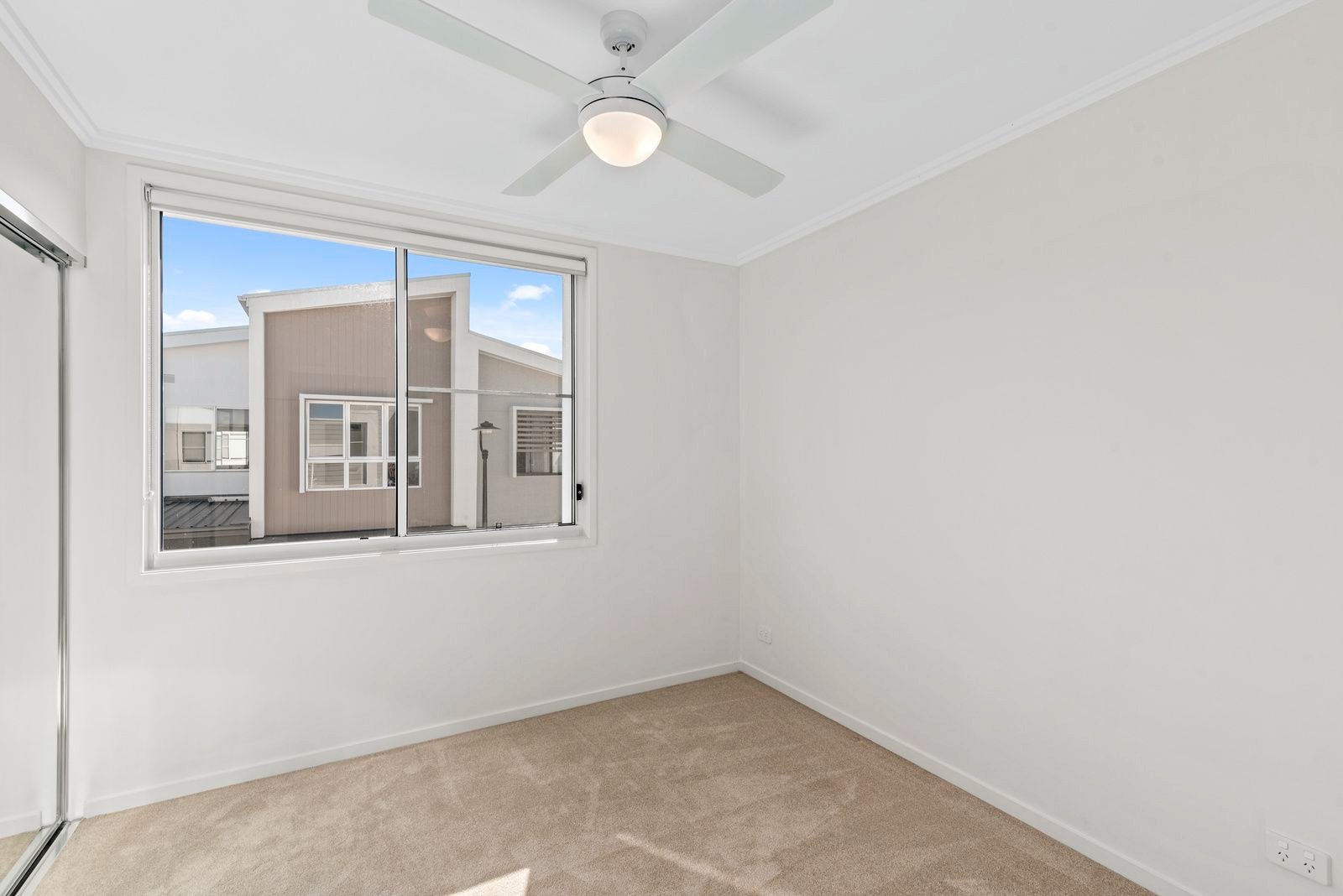 256/2 Bella Avenue ROBINA 7