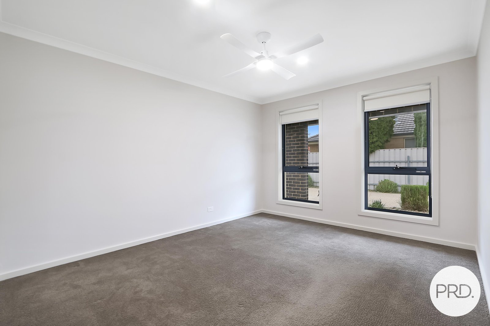 2/562 Buchhorn Street LAVINGTON 5