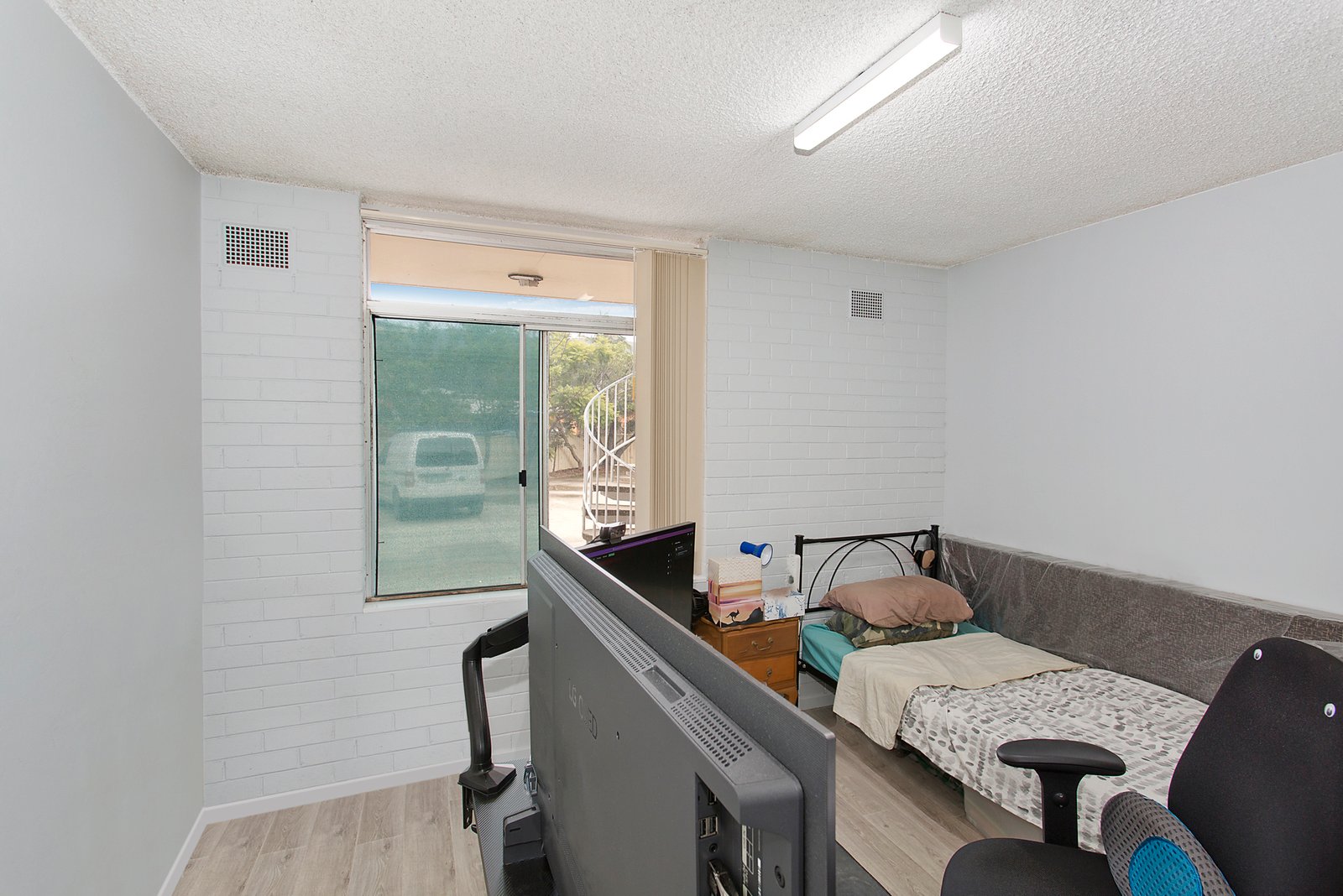 2/563 Ocean Drive NORTH HAVEN 4