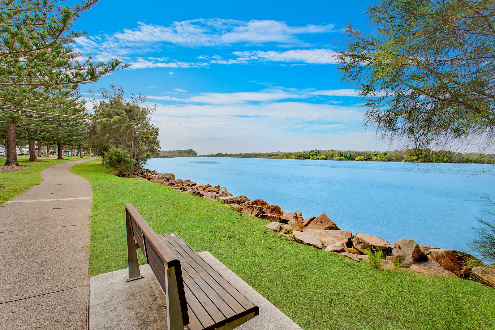 2/563 Ocean Drive NORTH HAVEN 9