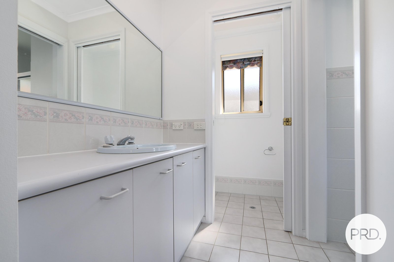 2/564 Seymour Street LAVINGTON 8